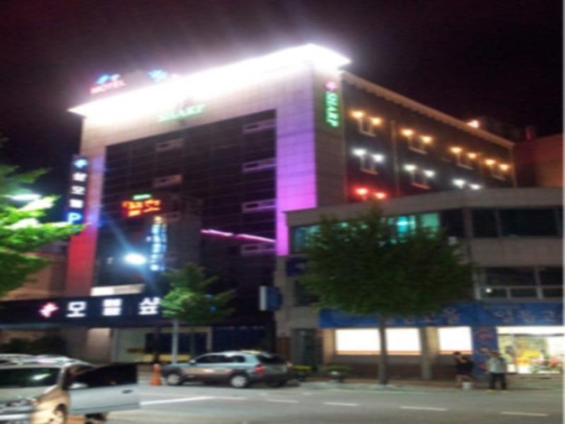 Sharp Hotel Andong Exterior photo